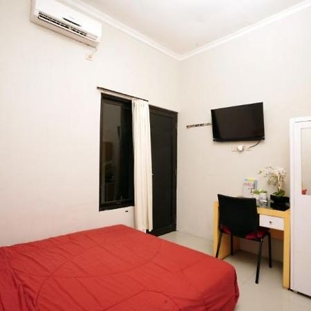 Hostel Dparagon Pamela 3 Jogyakarta Zewnętrze zdjęcie